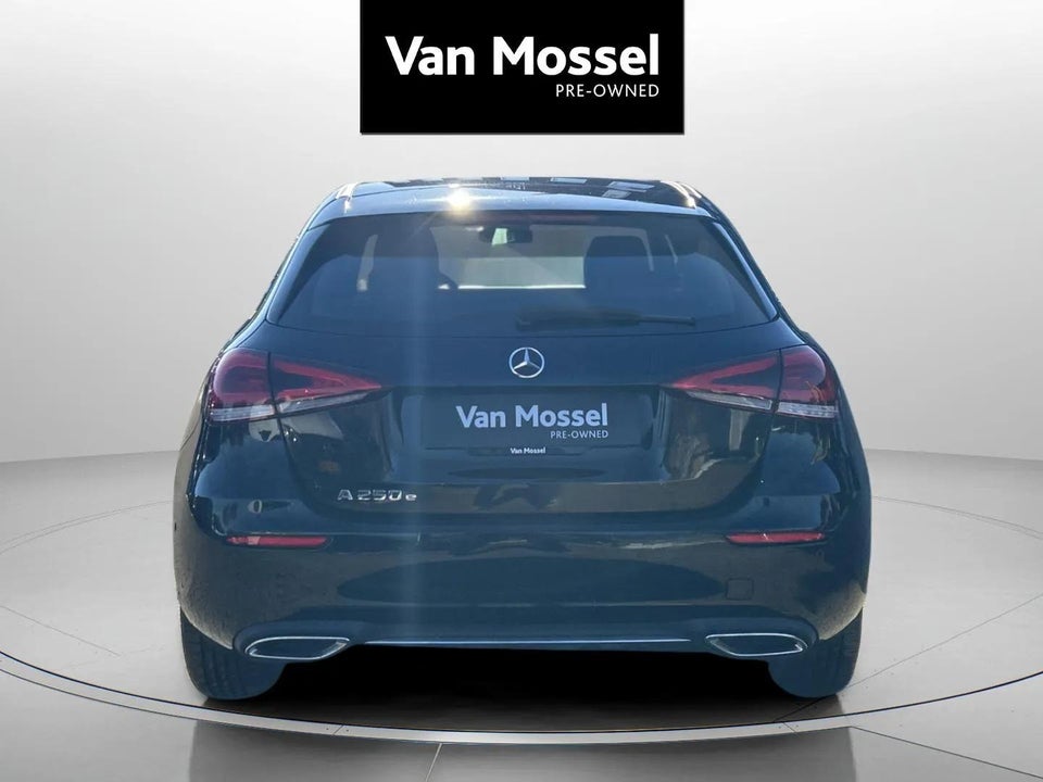 Mercedes A250 e 1,3 Progressive aut. 5d