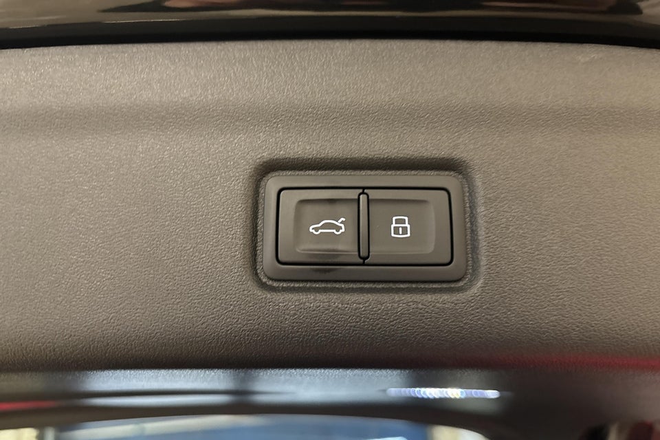 Audi Q6 e-tron Progress 5d