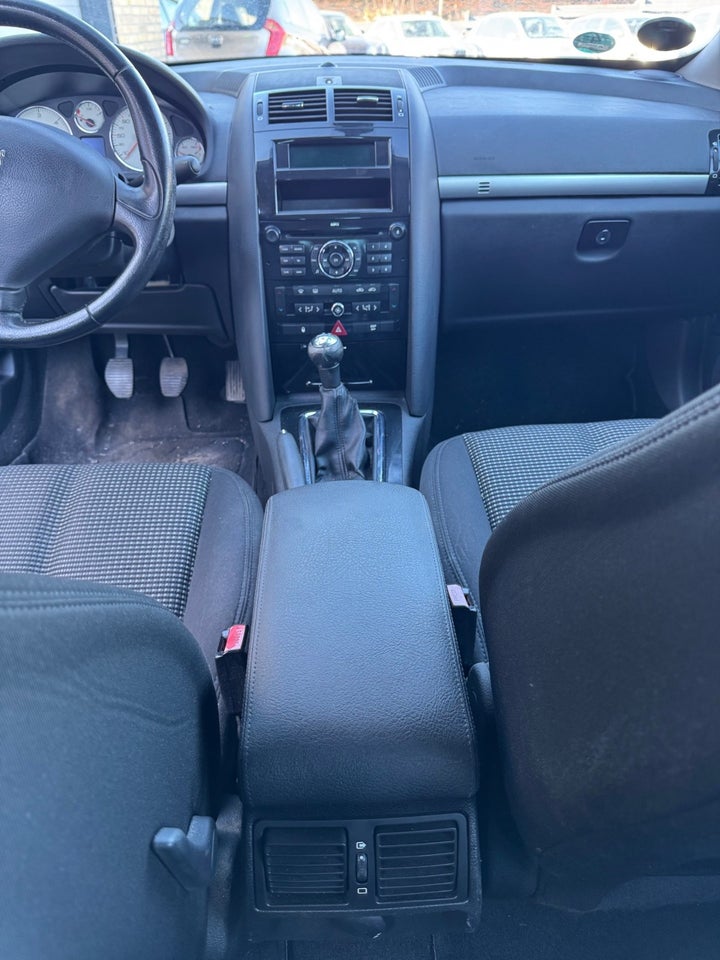 Peugeot 407 1,6 HDi 109 Premium SW 5d