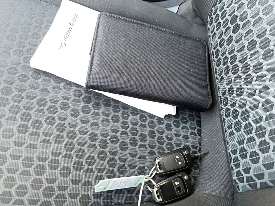 Opel Corsa 1,4 Enjoy 3d