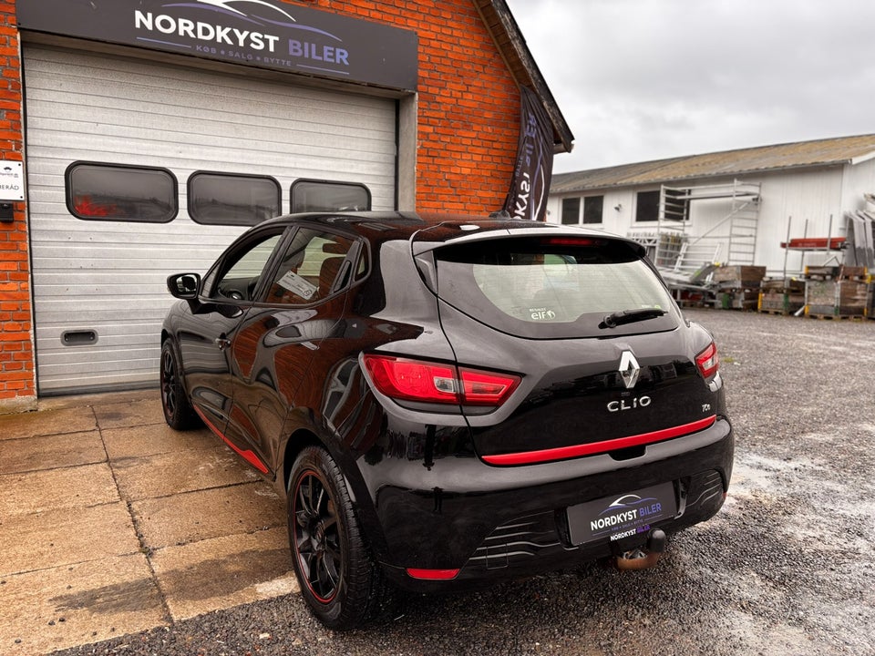 Renault Clio IV 0,9 TCe 90 Expression 5d
