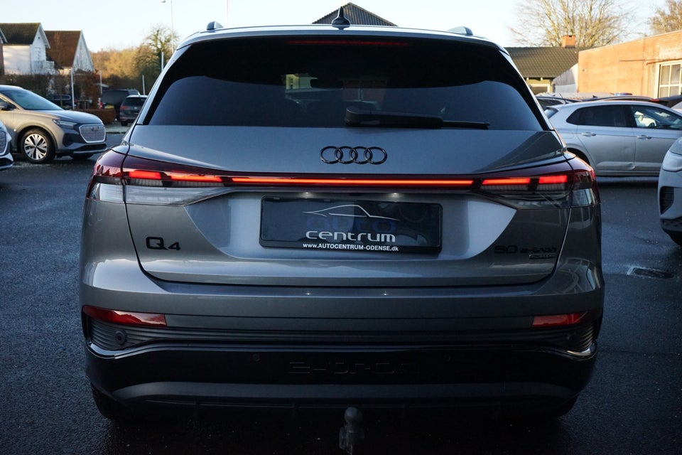 Audi Q4 e-tron 50 edition one S-line quattro 5d