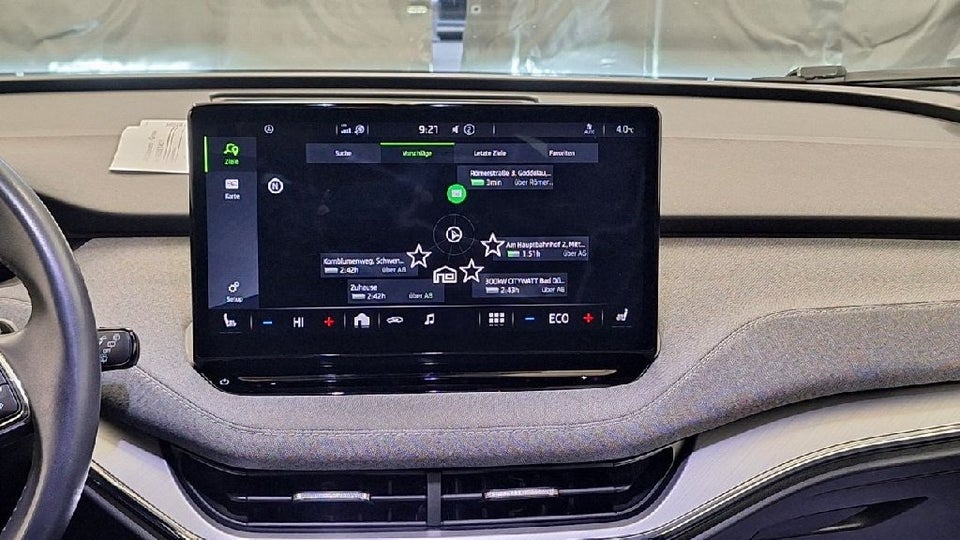 Skoda Enyaq 80 iV Plus Loft 5d