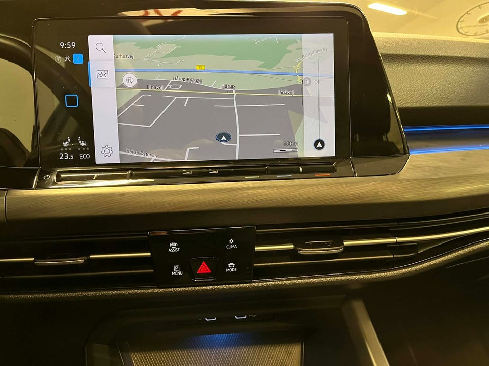 VW Golf VIII 1,4 eHybrid DSG 5d