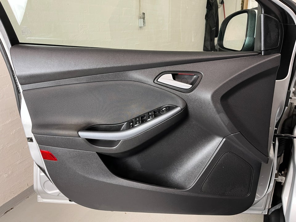 Ford Focus 1,0 SCTi 125 Titanium stc. ECO 5d