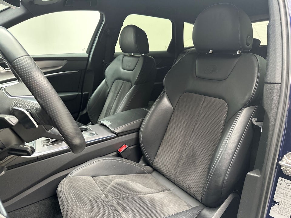 Audi A6 55 TFSi e Sport quattro S-tr. 4d