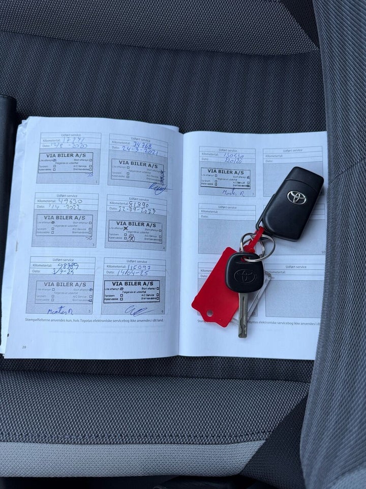 Toyota Aygo 1,0 VVT-i x-plore 5d