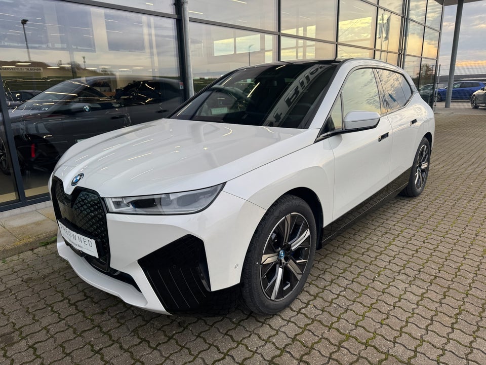 BMW iX xDrive50 Supercharged 5d