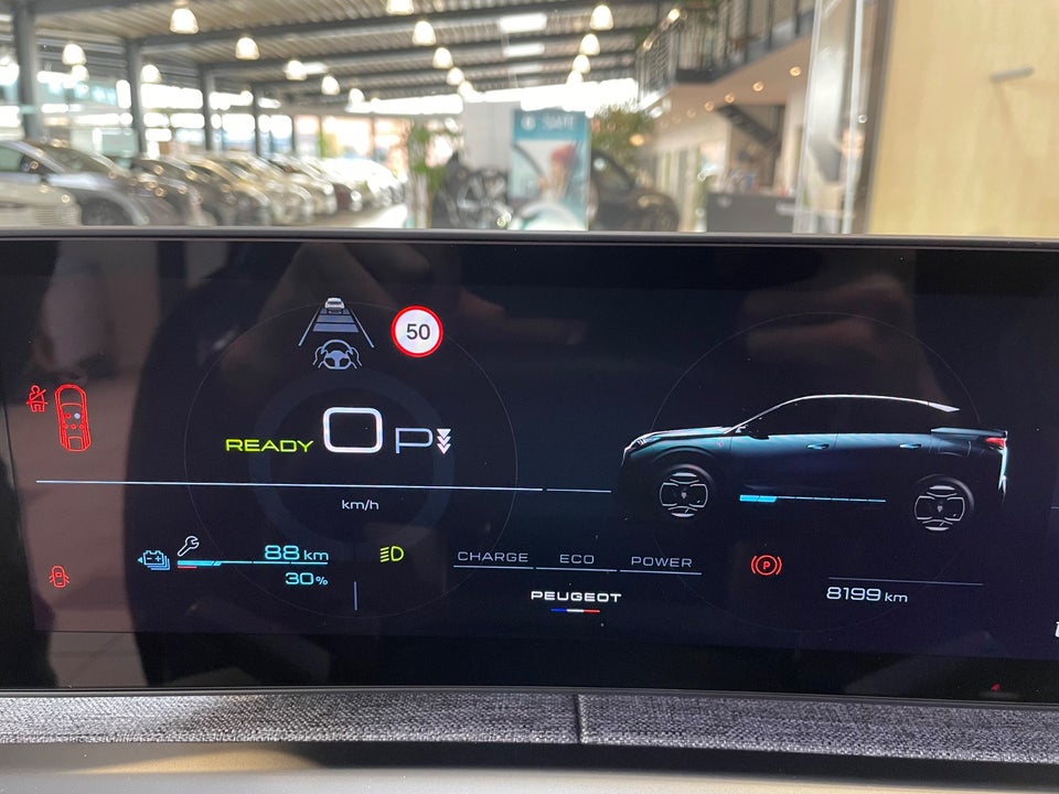 Peugeot e-3008 77 GT Pack 5d