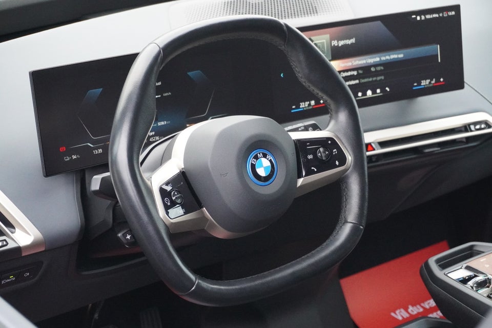 BMW iX xDrive40 5d