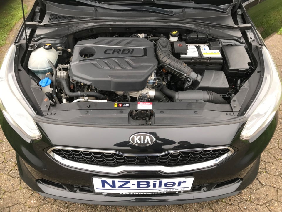 Kia Ceed 1,6 CRDi 136 Intro Edition 5d