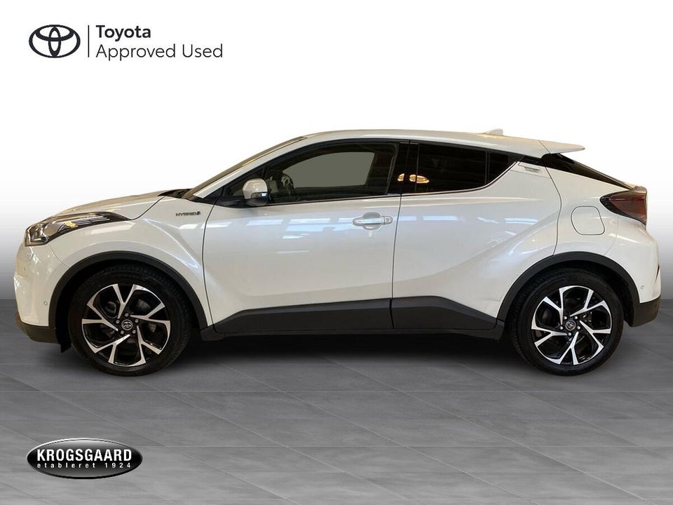 Toyota C-HR 1,8 Hybrid Premium Selected CVT 5d