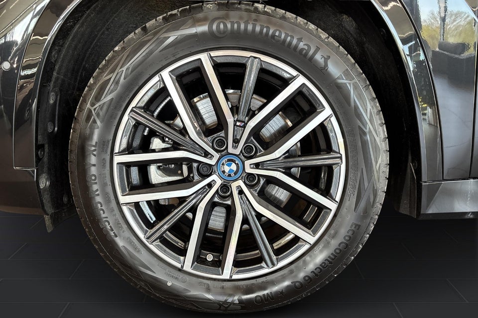 BMW iX1 xDrive30 M-Sport 5d
