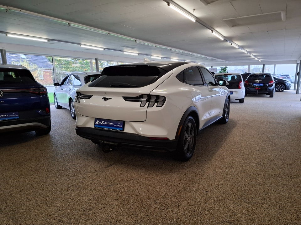 Ford Mustang Mach-E 75 Standard Range 5d