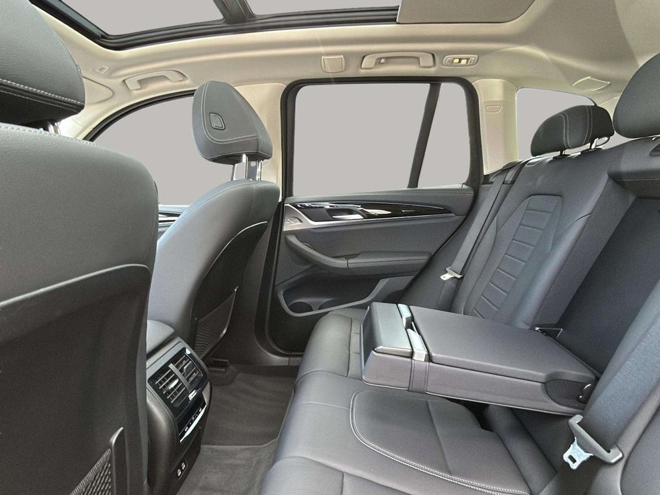 BMW iX3 Charged Plus 5d