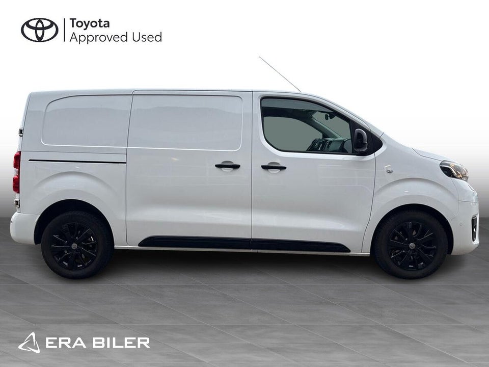 Toyota ProAce 2,0 D 177 Medium Comfort Master aut. 6d