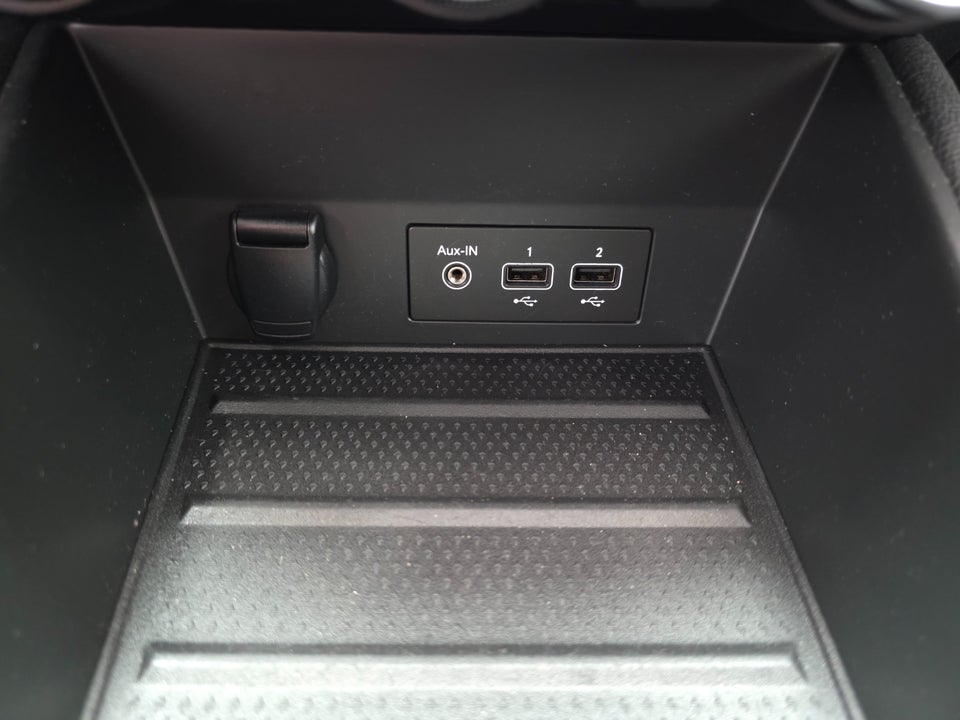 Renault Captur 1,6 E-Tech Intens 5d