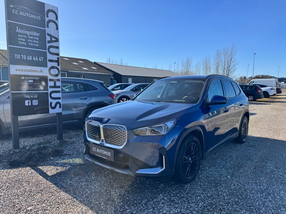 BMW iX1 eDrive20 X-Line 5d