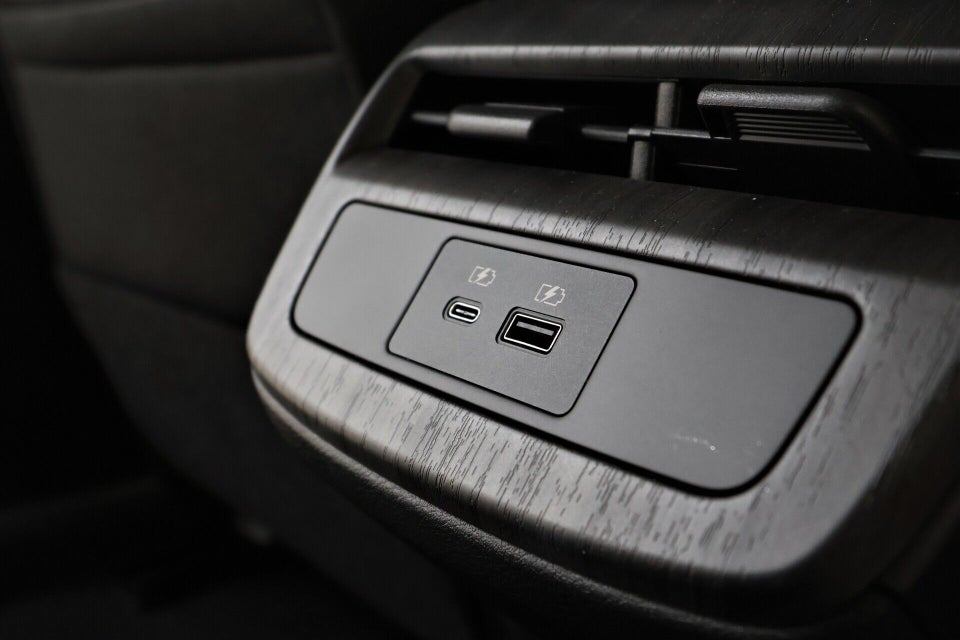 Nissan Ariya 87 Engage 5d
