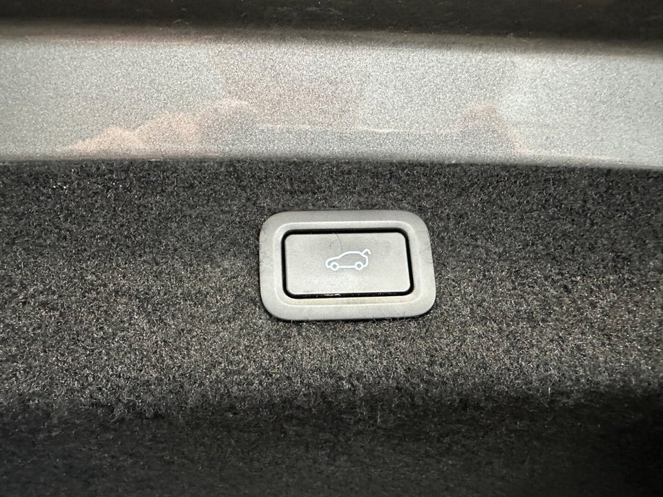 Xpeng P7 Long Range 4d