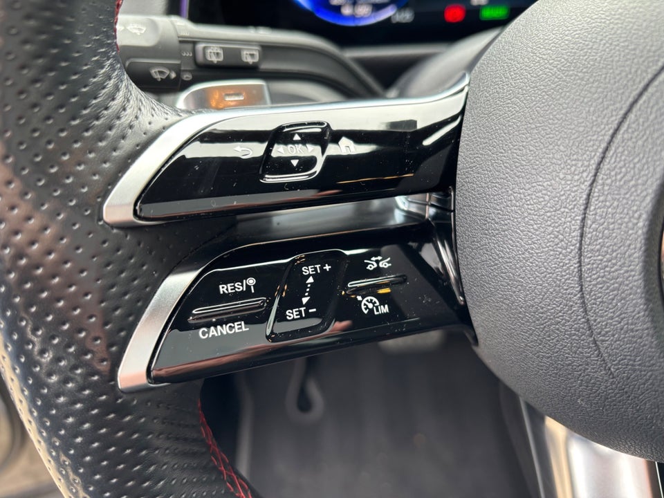 Mercedes EQB250+ AMG Line 7prs 5d