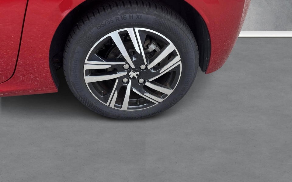 Peugeot 208 1,2 PureTech 100 Allure Sky 5d