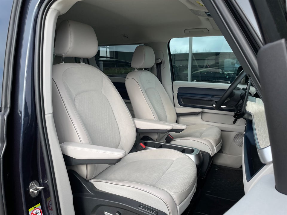 VW ID.Buzz 77 Style SWB 5d