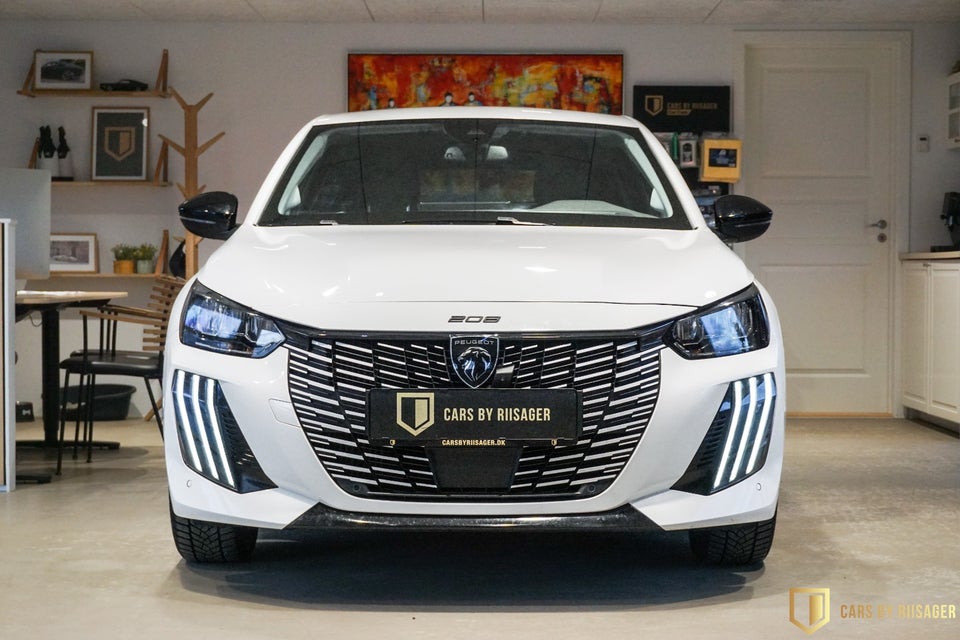 Peugeot 208 1,2 PureTech 100 Allure+ 5d