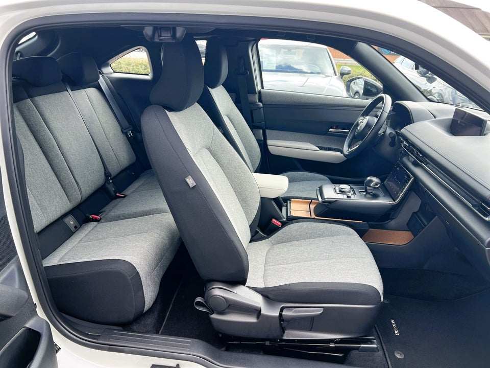 Mazda MX-30 e-SkyActiv Advantage 5d