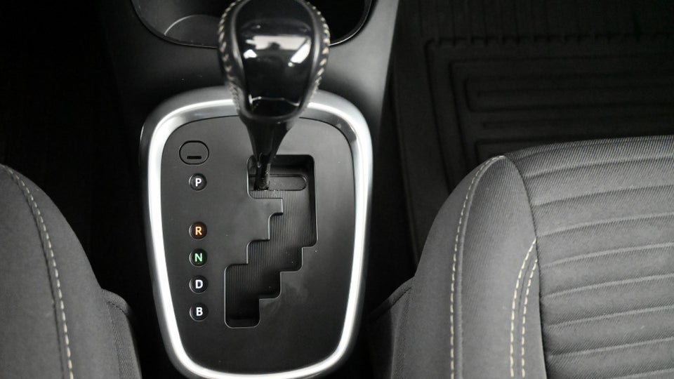 Toyota Yaris 1,5 Hybrid H2 e-CVT 5d