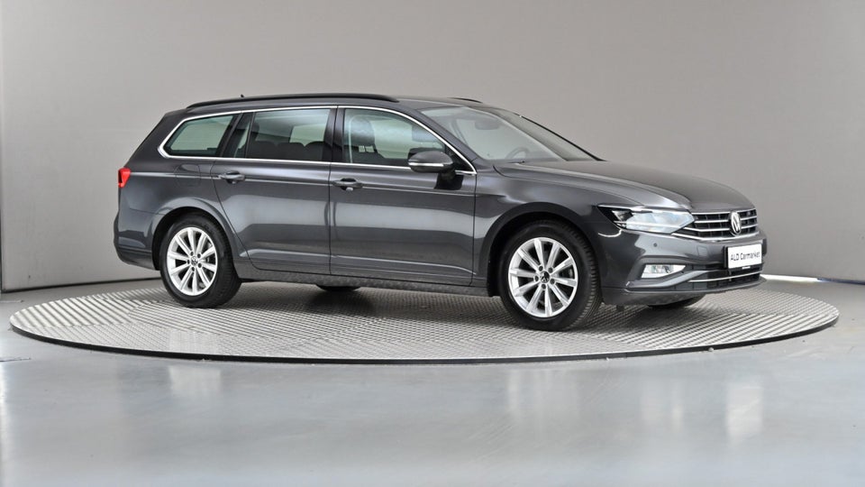 VW Passat 2,0 TDi 150 Business Variant DSG 5d