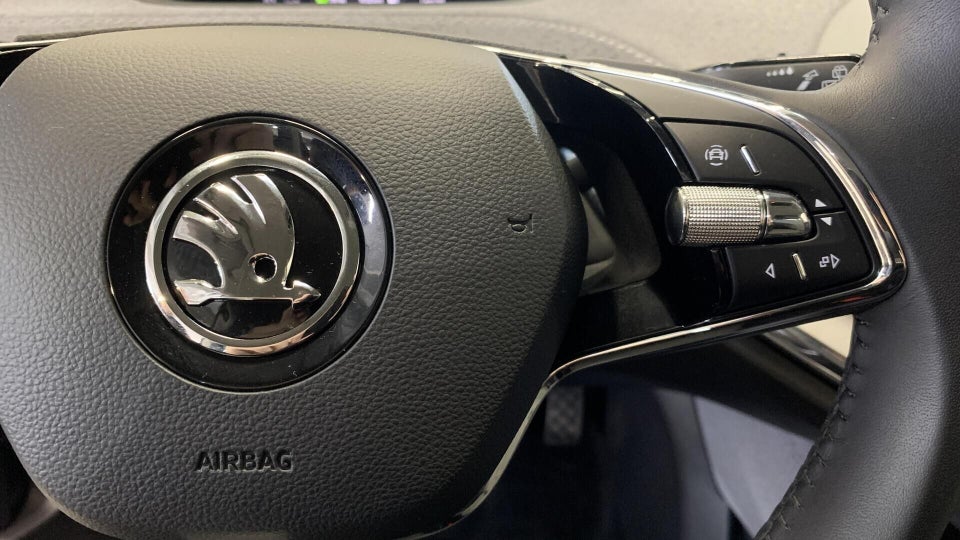 Skoda Enyaq 50 iV 5d