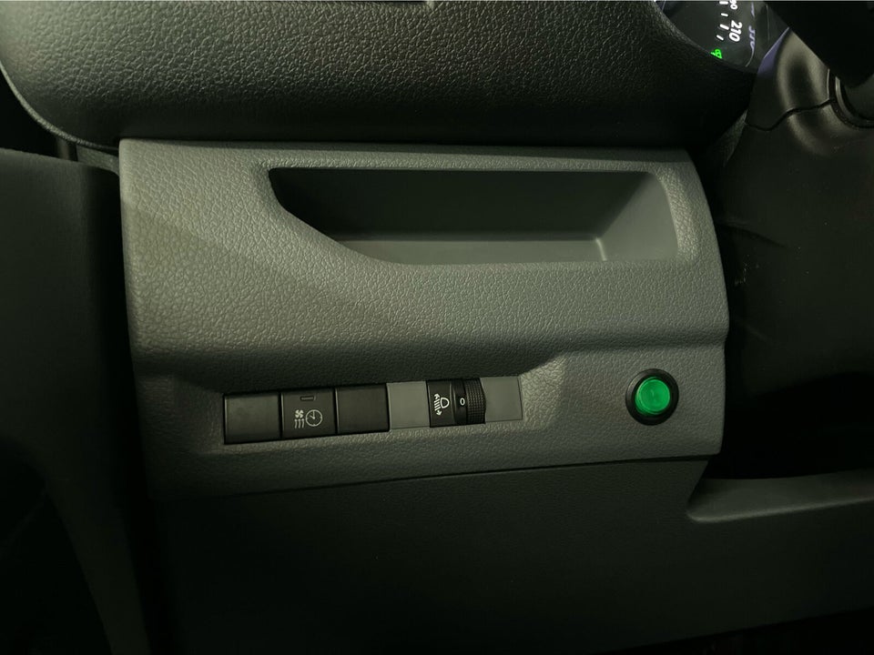 Peugeot Expert 2,0 BlueHDi 144 L3 Premium EAT8 Van