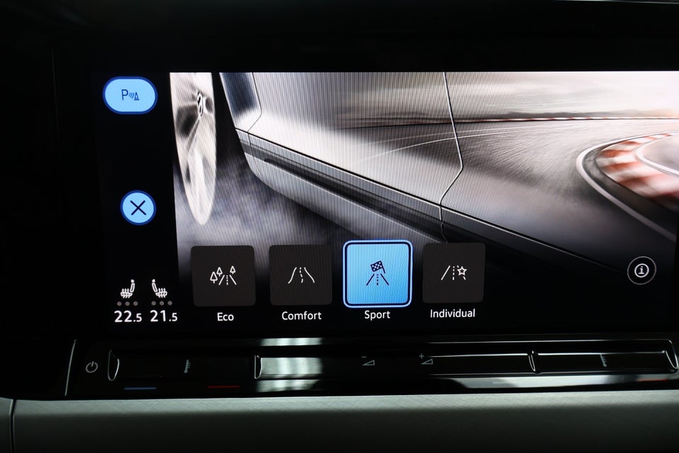 VW Golf VIII 1,5 TSi 130 Life 5d