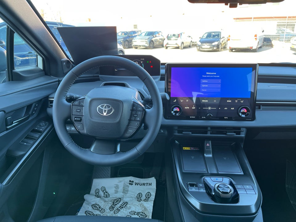 Toyota bZ4X 73 Executive 5d