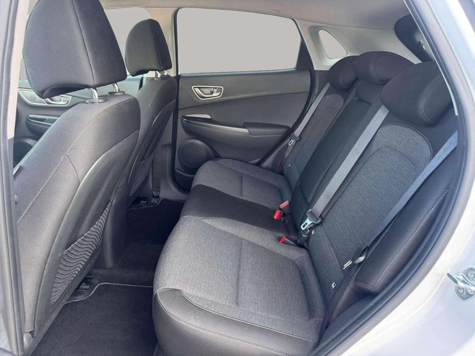 Hyundai Kona 64 EV Advanced 5d
