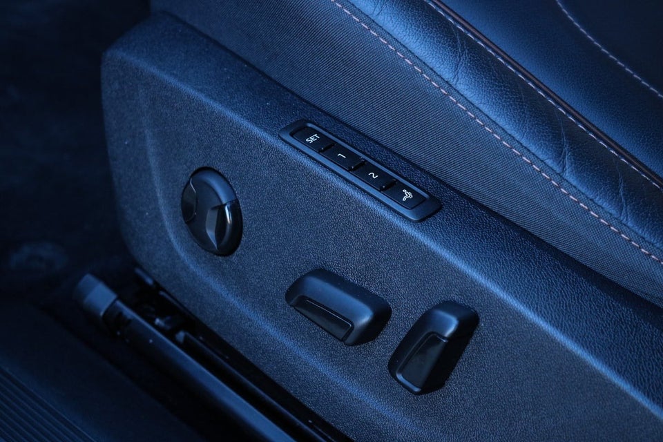 Skoda Enyaq 80x iV Founders Edition 5d