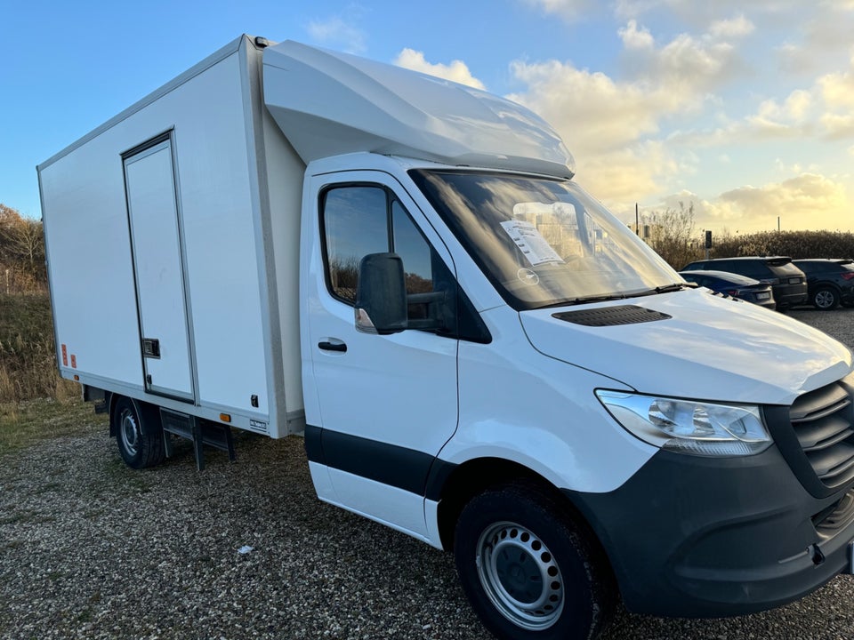 Mercedes Sprinter 319 3,0 CDi A3 Chassis aut. RWD 2d