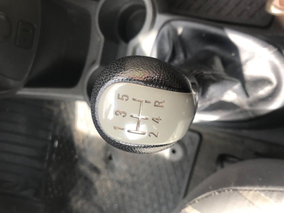 Chevrolet Spark 1,0 LT 5d