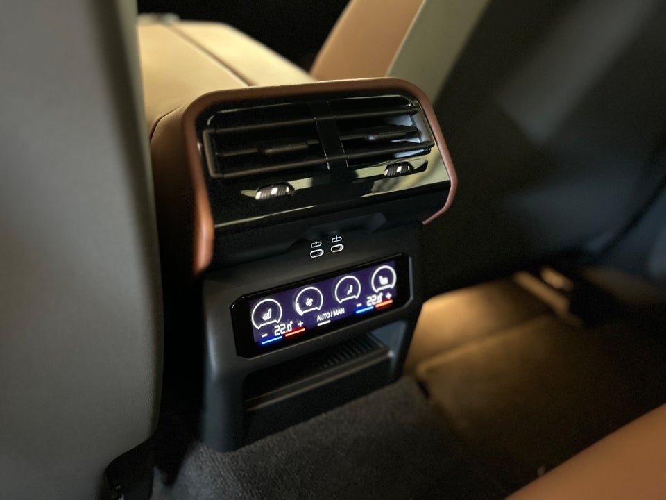 BMW i5 eDrive40 Fully Charged M-Sport 4d