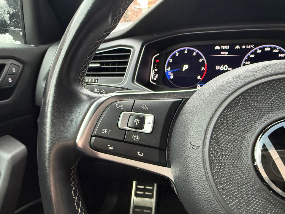 VW T-Roc 1,5 TSi 150 R-line Cabriolet DSG 2d