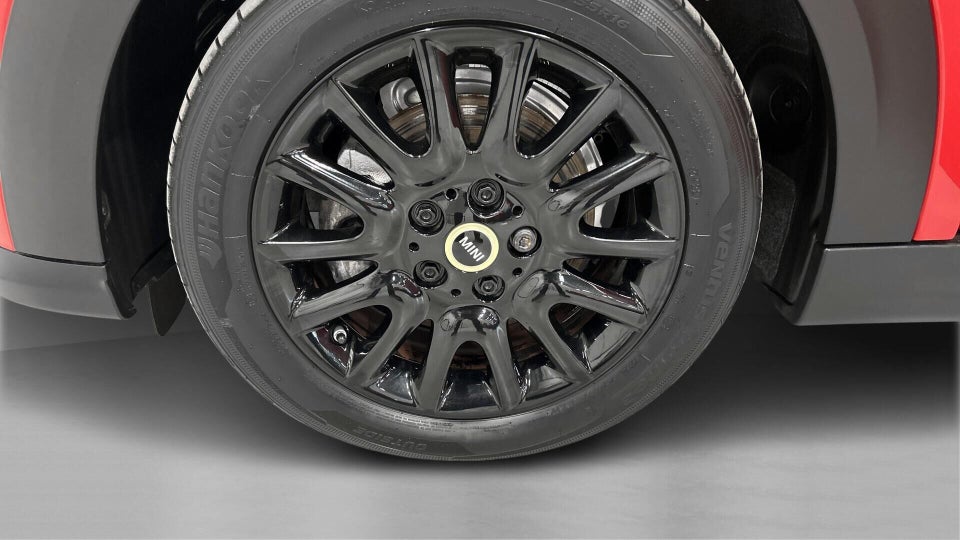 MINI Cooper SE Classic Trim 3d