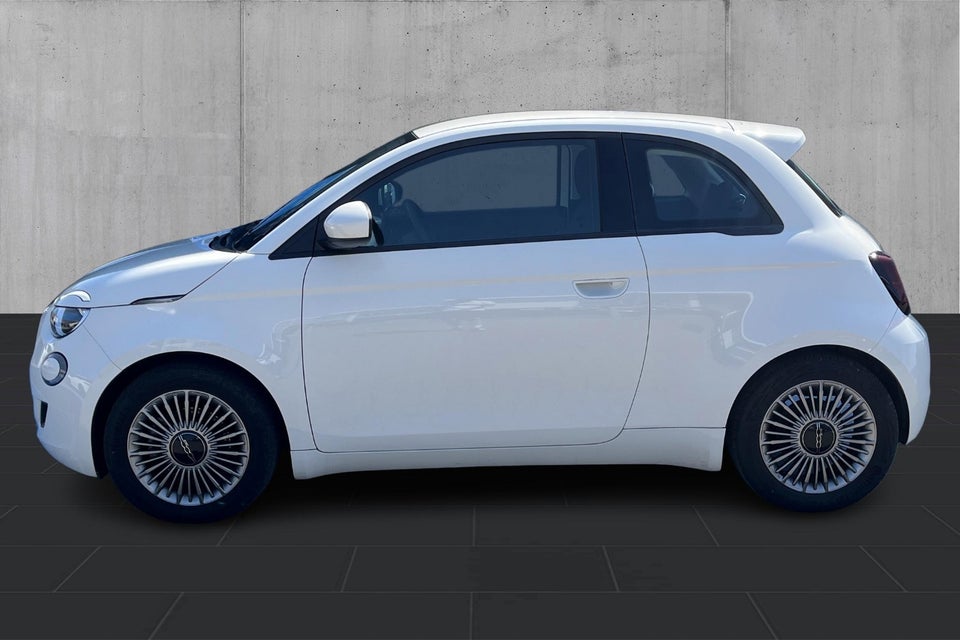Fiat 500e 42 Icon 3d