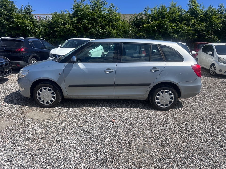 Skoda Fabia 1,2 12V Ambiente Combi 5d
