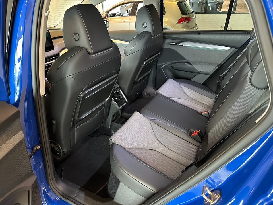 Skoda Enyaq 80 iV Loft 5d