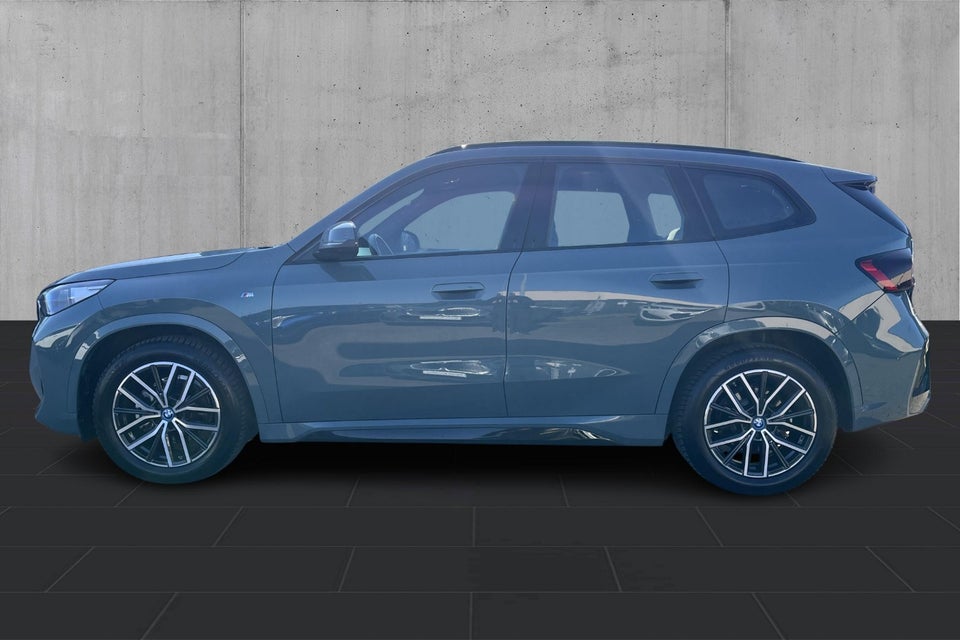BMW iX1 eDrive20 Fully Charged M-Sport 5d