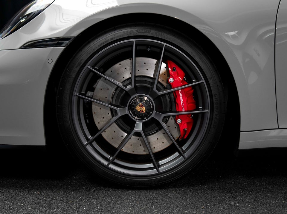 Porsche 911 Carrera 4 GTS 3,6 Coupé PDK 2d