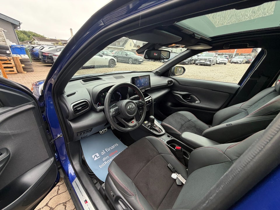 Toyota Yaris Cross 1,5 Hybrid GR Sport e-CVT 5d