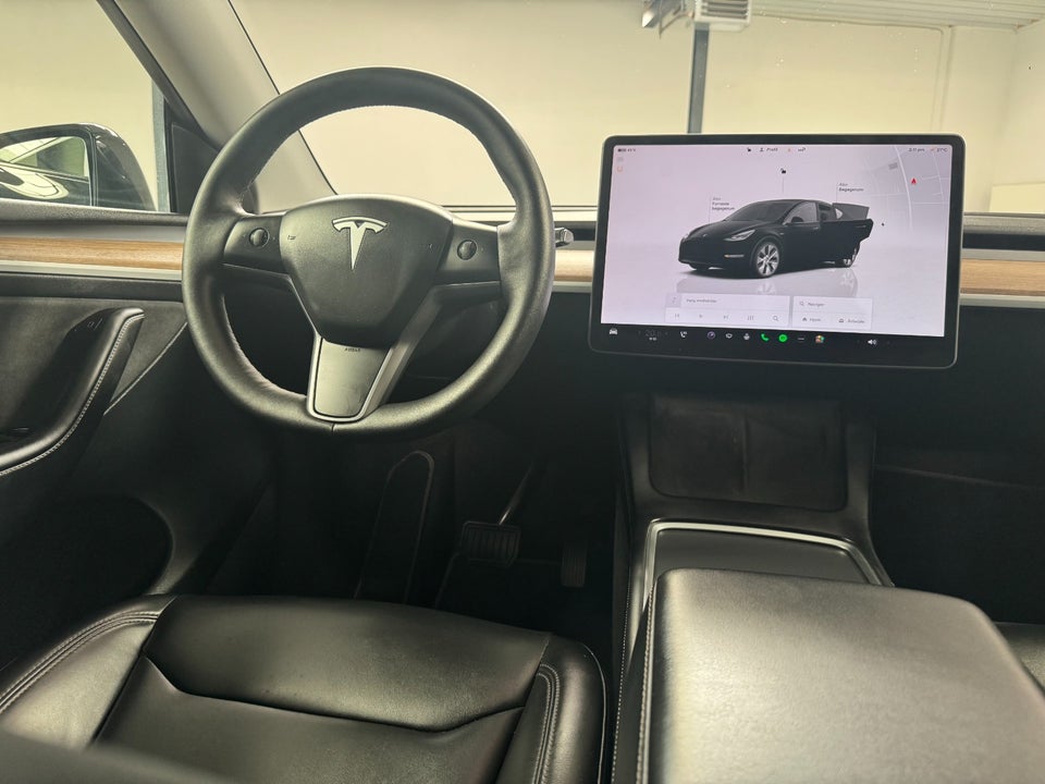 Tesla Model Y Long Range AWD 5d