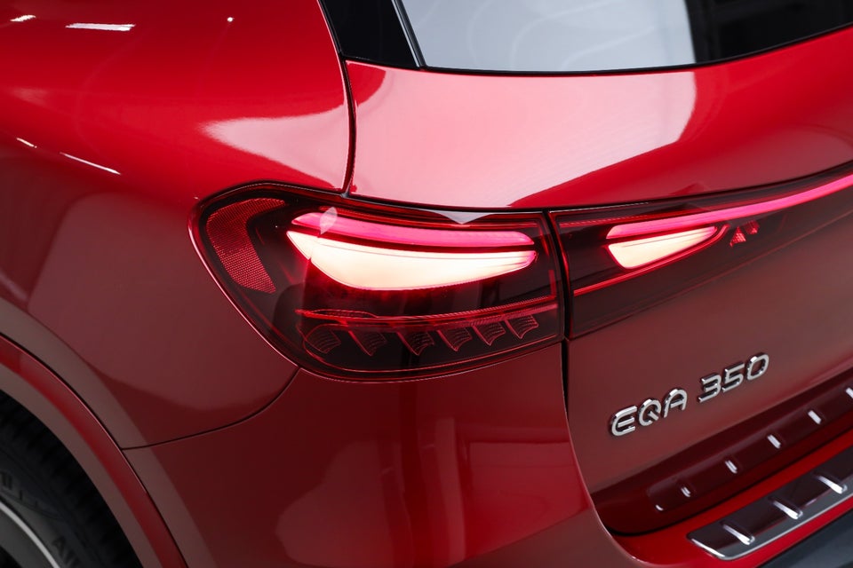 Mercedes EQA350 AMG Line Premium 4Matic 5d